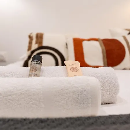 Le Marais L 5br & Ac - Duplex In * Parigi